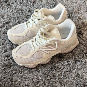 New Balance Women's Off-White Sneakers